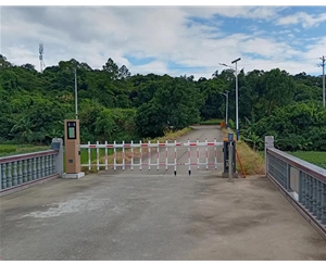 車(chē)牌識(shí)別空降道閘一體機(jī)廠家
